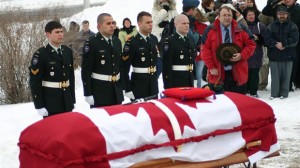 C'est à Saint-Georges qu'a eu lieu les funérailles militaires du jeune caporal Étienne Gonthier. (Photo: Jean-François Fecteau)