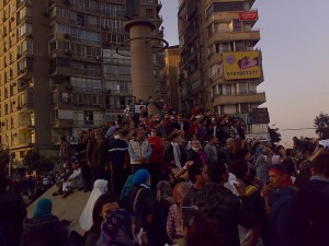 Manifestants sur la place Galae, Le Caire, 28 janvier 2011. (Photo: CC)