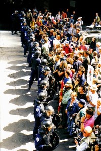 Opération SalAMI, mai 1997, Montréal. (Photo: Franc-Sois Dandurand)